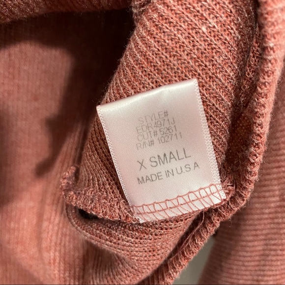 Harlowe & Graham Cowl Neck Dolman Sweater - Picture 6 of 10